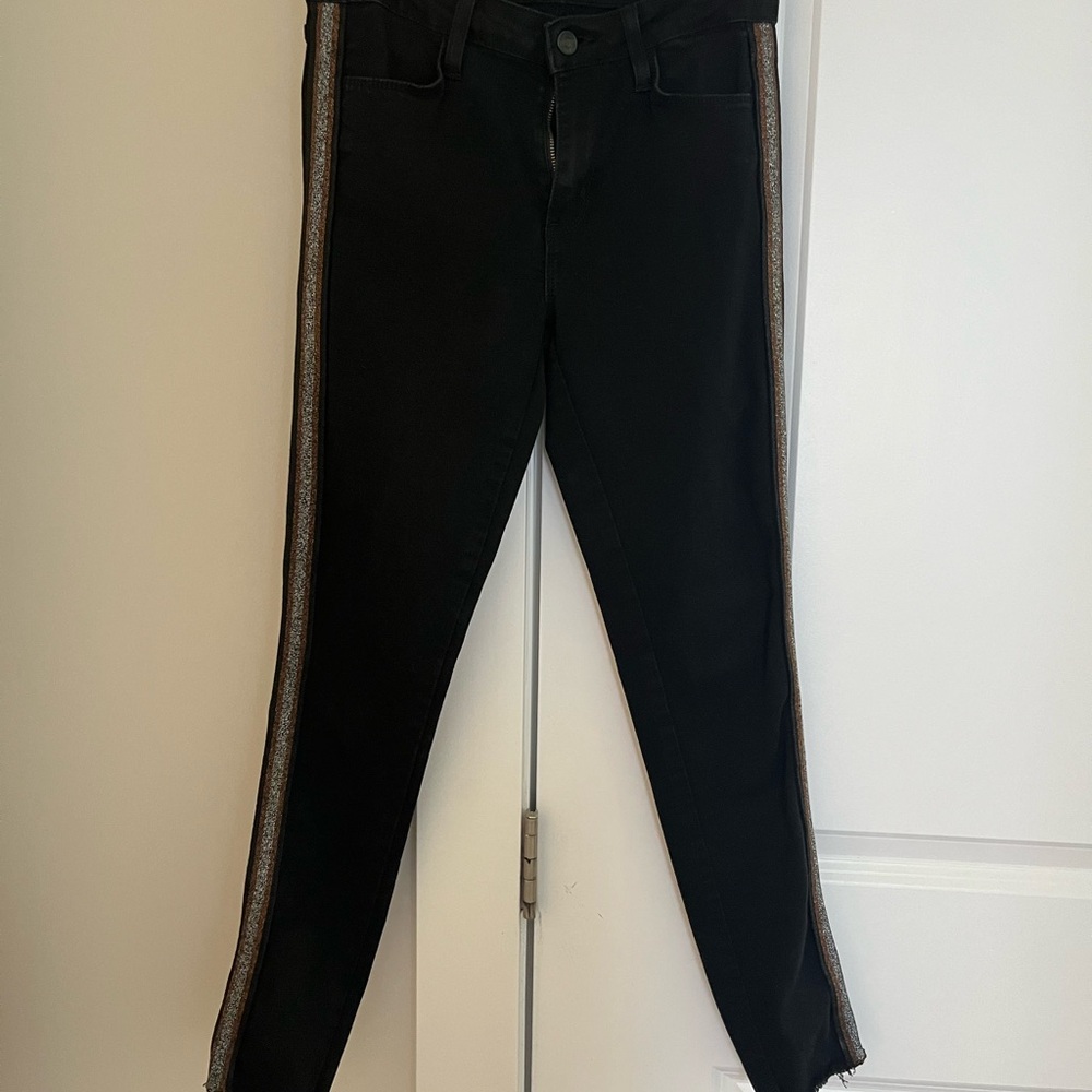 Just Black Women's black skinny Jeans with Metallic Side Stripe